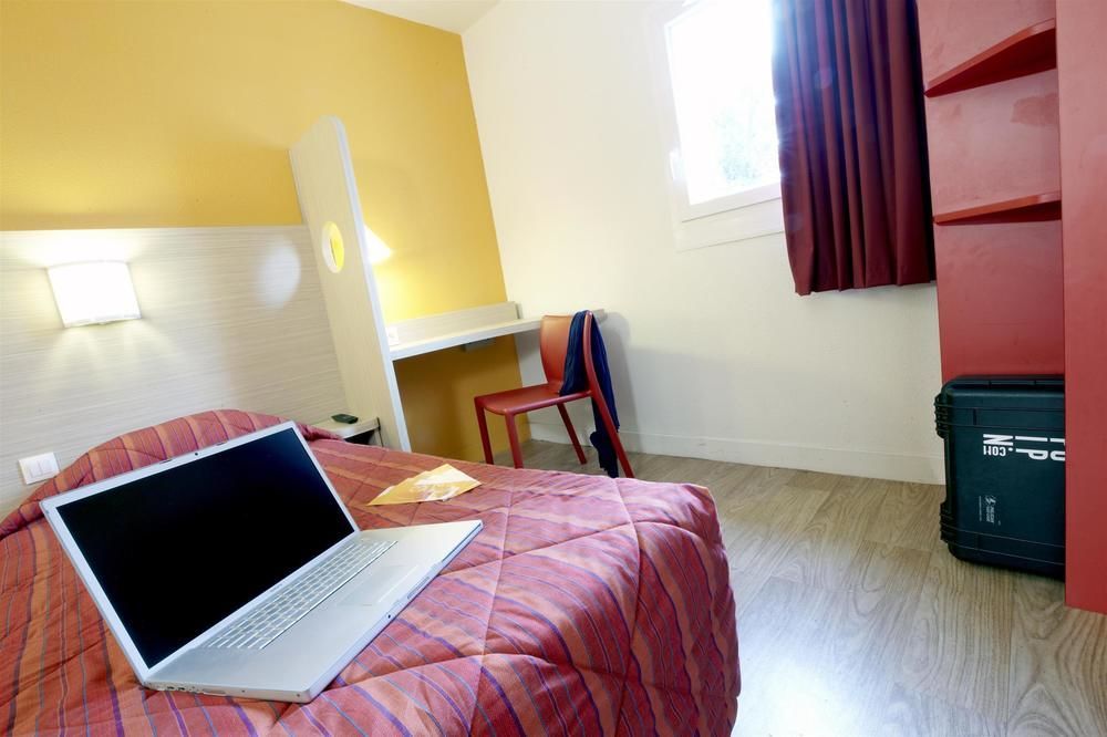 Campanile Pau Est-Bizanos Hotel Kültér fotó